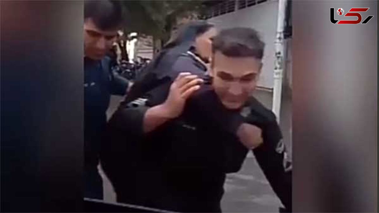 فیلم اقدام فداکارنه یک پلیس در کمک به پیرزن گرفتار در سیل 