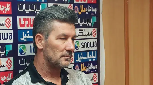 صدای سرمربی یونانی، نیامده در آمد/ اوزونیدیس: فوتبال ایران نیاز به زمین‌های باکیفیتی دارد + فیلم