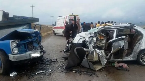 تصادف مرگبار در جاده زنجان / 4 نفر در دم جان باختند