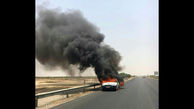 گرمای هوای خوزستان یک وانت را به آتش کشید + عکس 
