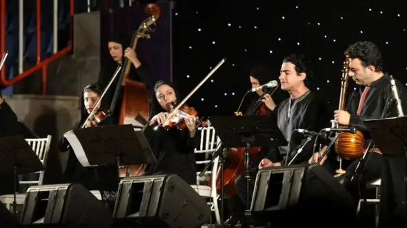 فیلم آوازباشکوه و همایونی / بهترین های همایون شجریان وقتی با شور بهاران به وجد میاد !