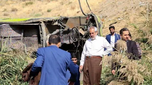 حضور دادستان تهران در صحنه سقوط اتوبوس به دره آبعلی / علت حادثه چه بود؟ + عکس اجساد