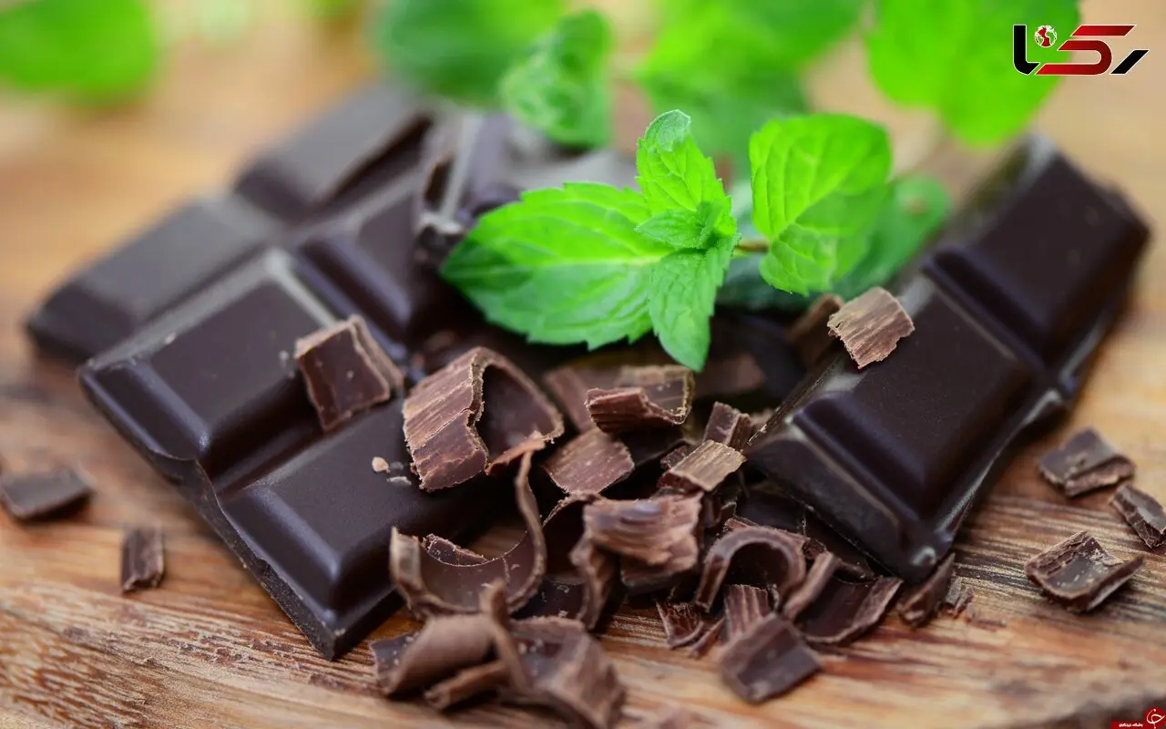 چرا خوردن شکلات تلخ برای زنان مفید است؟