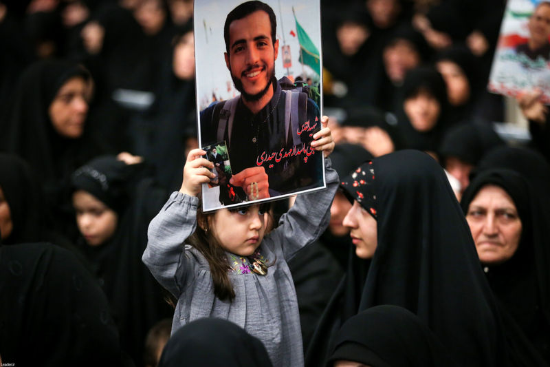رهبر انقلاب حضرت آیت الله خامنه ای در مراسم بزرگداشت شهدای جنگ تحمیلی اخیر 7-5-1404