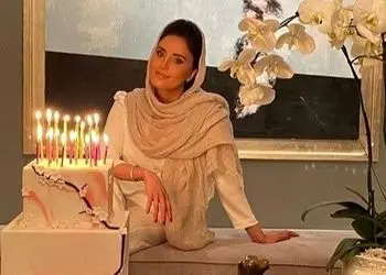 ترکیب اصالت و اشرافی گری در دکوراسیون منزل دوبلکس و اتاق خواب شاهانه الناز شاکردوست/ کتابخونه پر، مبلمان سلطنتی، فرش ایرانی،لوستر بلوری اعیانی و...