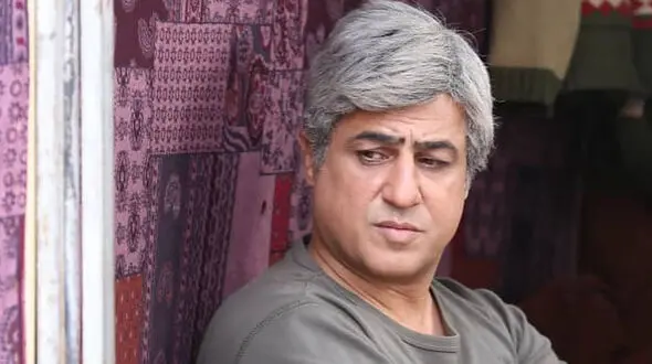 مقایسه عادل فردوسی پور با محمد حسین میثاقی توسط آقای بازیگر با انصاف+ فیلم
