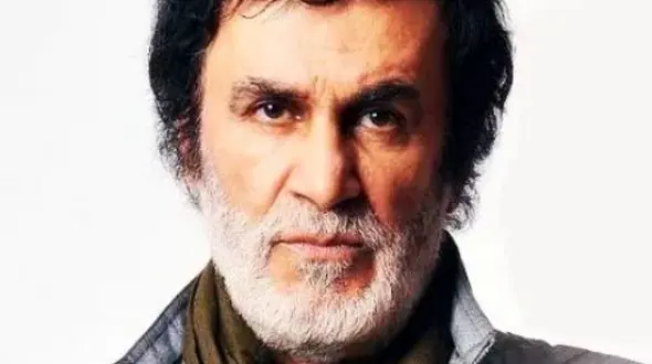 دانلود آهنگ باشکوه حبیب / آهنگ  از هجوم کرکسان شوم قلب من گرفت  + متن کامل