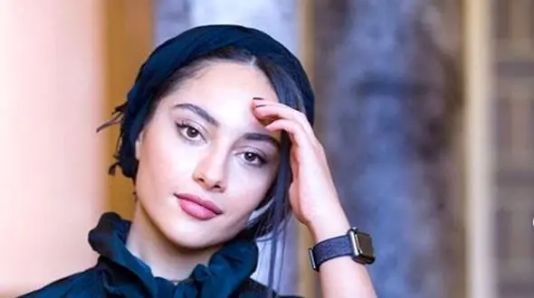 ژست خفن ترلان پروانه در ویلای لاکچری