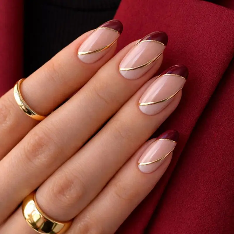 مدل دیزاین ناخن مینیمال