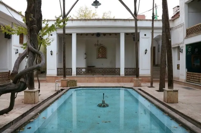 Imamzadeh Yahya & Isa.jpeg