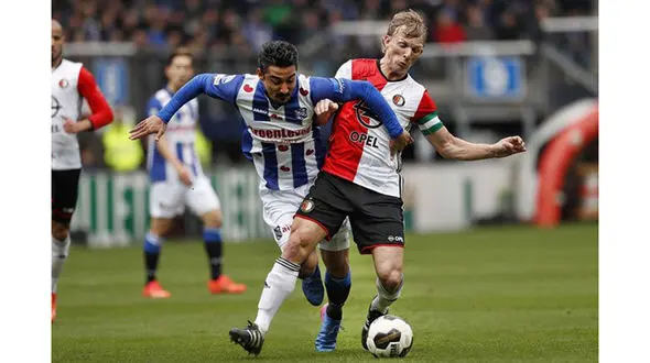 قوچان‌نژاد: ۹۹ درصد چیزهایی که از ایران می‌گویند اشتباه است؛ قانون ترامپ واقعا مسخره است