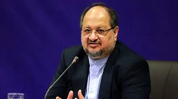  زهره الهیان:  چرا  شتابزده دفترچه‌های تامین اجتماعی را حذف کردید