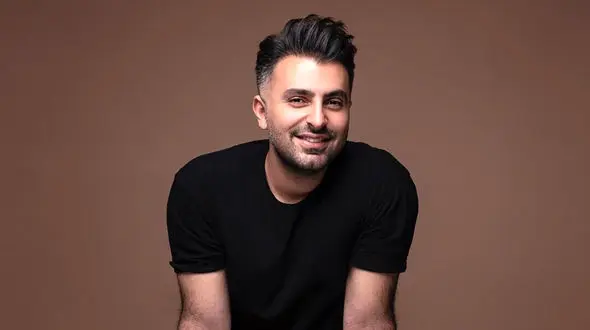  دانلود آهنگ باشکوه علیرضا طلیسچی به نام نارفیق / زخم زبونم که میزنی حالا دیگه نمک نپاش…