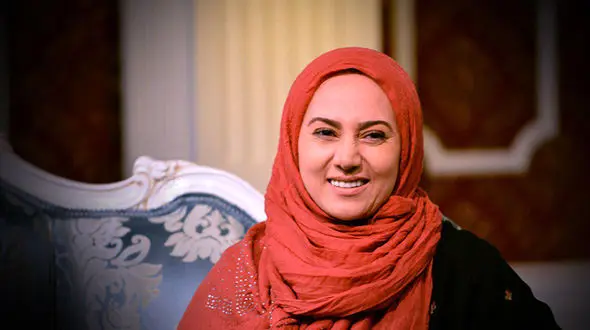 موتورسواری خانم بازیگر در جاده+عکس 