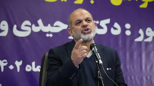  مهار آتش‌سوزی جنگل‌های زاگرس/ پیش بینی عبور بیش از ۴ میلیون زائر از مرزهای ایران


