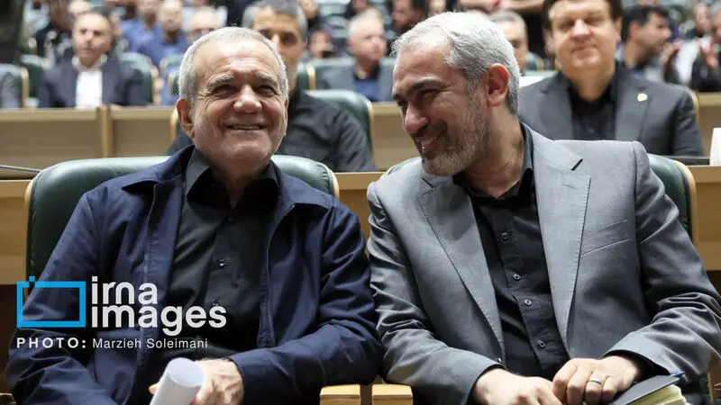 «مسعود پزشکیان» امروز یکشنبه ۳۱ خرداد در سی و سومین همایش سیاست‌های پولی و بانکی
