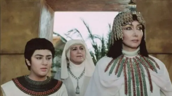 فیلم تغییر چهره حسین جعفری، بازیگر نقش کودکی یوزارسیف /  تو سرمای زمستون منو  واقعا کتک زدند و لگد مالم کردند ..... گردنم ...