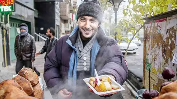 حال روز یک بی‌باقالی فروش در فصل سرما