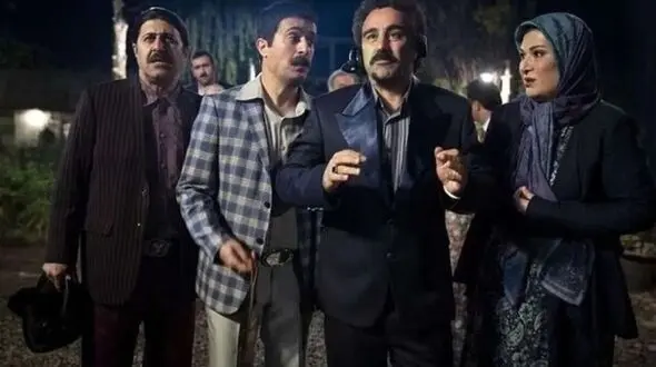 تیپ مجلسی نقی، هما و ارسطو در پشت صحنه پایتخت+ عکس دوست داشتنی