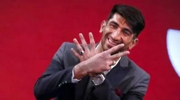 عکس عاشقانه مادام مسیویی به سبک بیرو و اکرم بانو / چه خوش رنگ  باهم سِت کردن