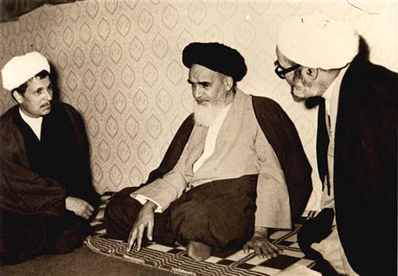 شبی که منتظری عزل شد و به رهبری نرسید 