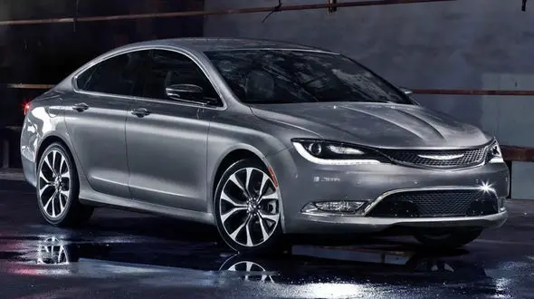 معرفی کرایسلر 200 مدل 2015