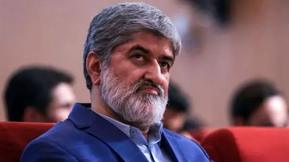 واکنش علی مطهری به بی حجاب بودن بازیگر زن سریال گاندو 