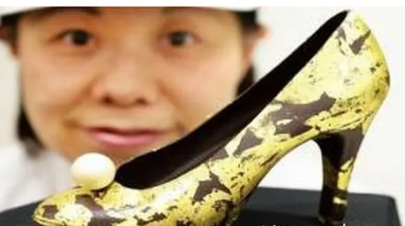 کفش هایی از طلا؛ مد جدید ثروتمندان +تصاویر