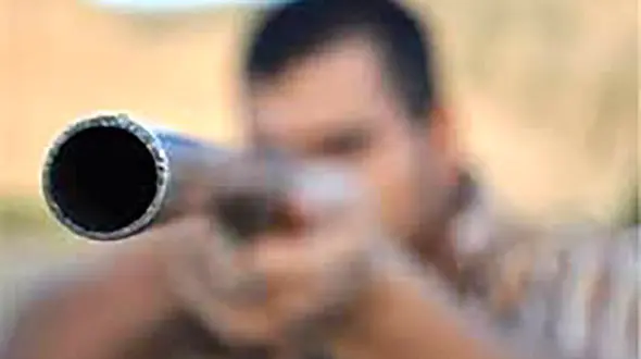 شلیک اشتباهی به دوست به جای شکار گراز در کرمان / قاتل بازداشت شد