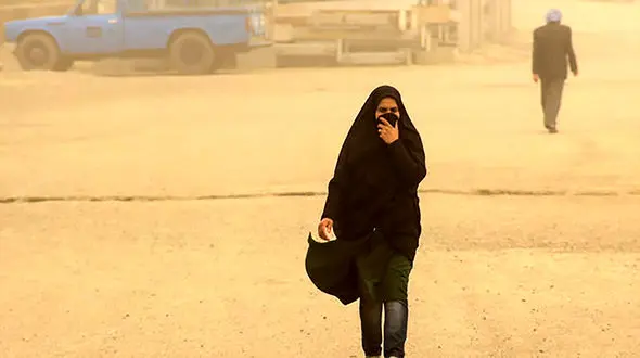 نماینده مجلس : برای مقابله با ریزگردها باید از صندوق های جهانی کمک بگیریم/ نه عراق تنها مقصر است، نه دولت تنها قربانی!