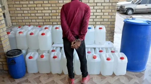 دستگیری مرد الکلی در خرمشهر + عکس