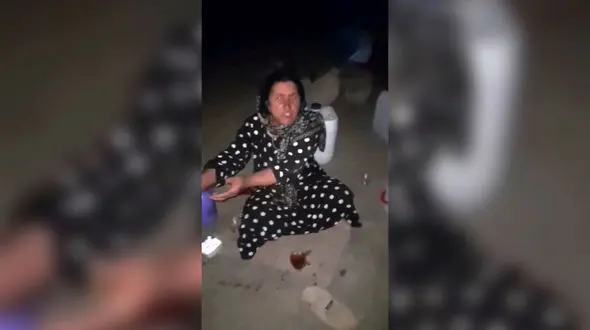 بحران بی آبی در چنارلق؛ مردم شب ها با دبه به دنبال آب می گردند!