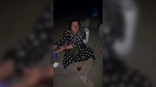 بحران بی آبی در چنارلق؛ مردم شب ها با دبه به دنبال آب می گردند!