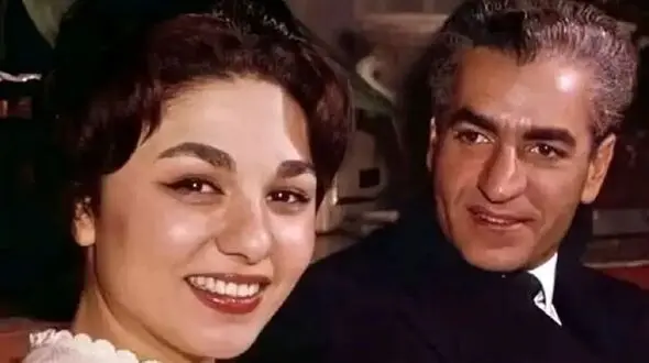 سفر به ایام قدیم؛ عکس توسط عکاس سوئیسی بعد زایمان و شب بیداری های فرح تجمل گرا