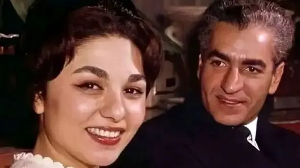 سفر به ایام قدیم؛ عکس توسط عکاس سوئیسی بعد زایمان و شب بیداری های فرح تجمل گرا