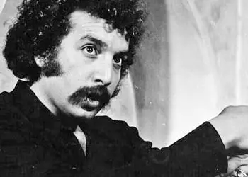 عکس| سفر زمان؛ «بهمن مفید» در مراسم اهدای جوایز فیلم «قیصر»؛ سال 49