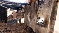 کمبود امکانات اطفاء حریق  یک خانه را در انجیرستان با خاک یکسان کرد + فیلم