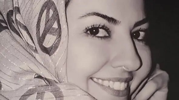 نگاهی به کیک تولد زیبای 51 سالگی آناهیتا همتی، ستاره سریال خانه به دوش با شمع عاشقانه قلبی شکل/ معلومه خیلی خوشمزه است+عکس