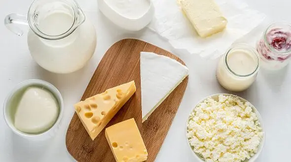 خطرات مصرف ماست و پنیر همراه با این مواد غذایی!