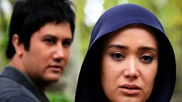 بلایی که مردم بر سر بهاره افشاری در خیابان آوردند / فقط گریه می کردم ...همه انگار با من .../ حدود 40 مرد و ...