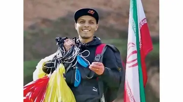 آخرین پرواز محمد بزرگی در بیمارستان / او ماندگار شد + فیلم