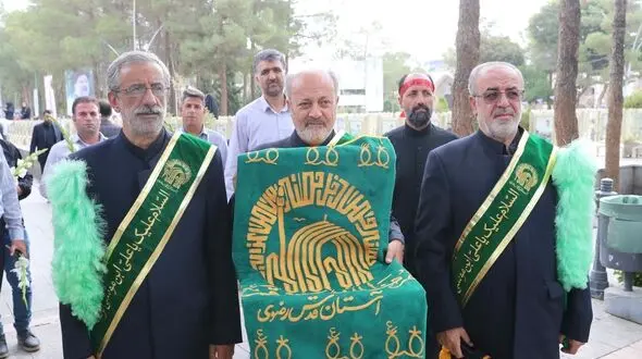 25 درصد از خدمت‌رسانی در کربلا به شهرداری اصفهان واگذار شده است/ مدیران شهرداری برای خدمتگزاری زائران به عتبات می روند
