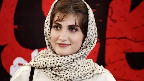 فیلم / الناز ملک: ترک هستم / مادرم اهل باکو و پدرم سراب است و افتخارم آذری بودنمه