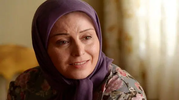 عکس دختر زیبای ژاله صامتی و داماد جذابش ! / دورهمی خانم بازیگر سریال زیرخاکی با شوهر  و دخترش !