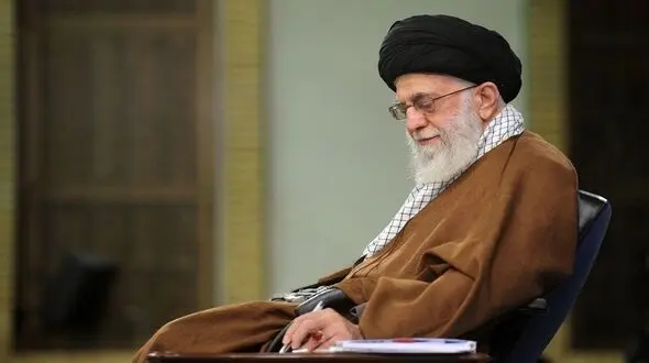 تسلیت رهبر انقلاب به آیت الله مکارم شیرازی 