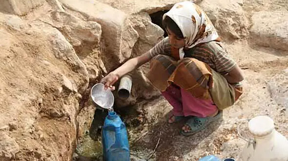 هوتک ها همچنان در سیستان و بلوچستان جان می گیرند/ چهار هزار و 740 روستای استان هنوز آبرسانی نشده اند