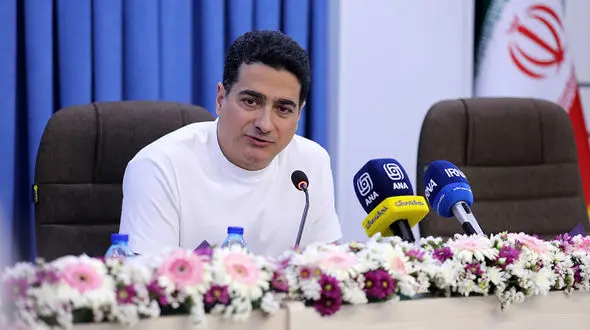 همایون شجریان: بانک صادرات ایران همراه ما در کنار مردم ایستاده است