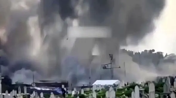 فیلم لحظه اصابت موشک اسرائیلی به غزه