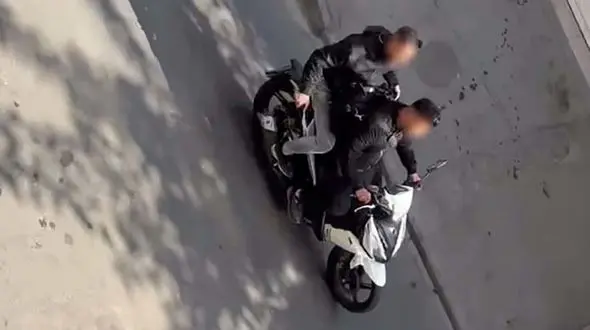 فیلم سرقت خونسردانه در بلورسازی / سارقان خشن آسایش مردم را بر هم زده‌اند