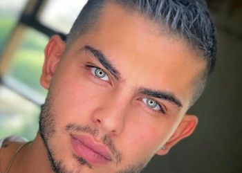 رونمایی از خودرو سوپرلاکچری ارسلان قاسمی مجهز به دوربین مداربسته/ این ماشینه یا جت شخصی؟